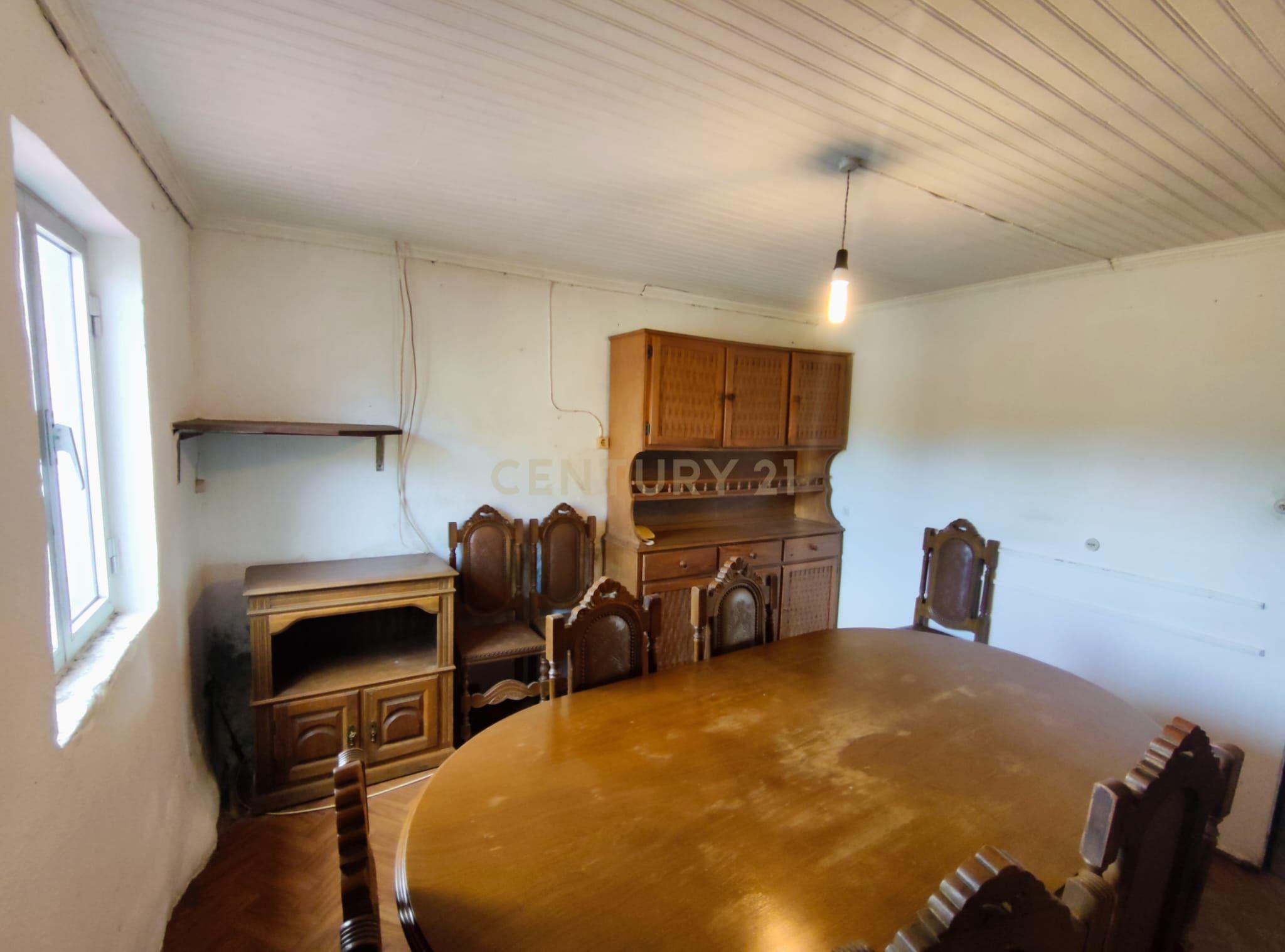 Moradia para renovação em Martim Pega, Sabugal - Image 6