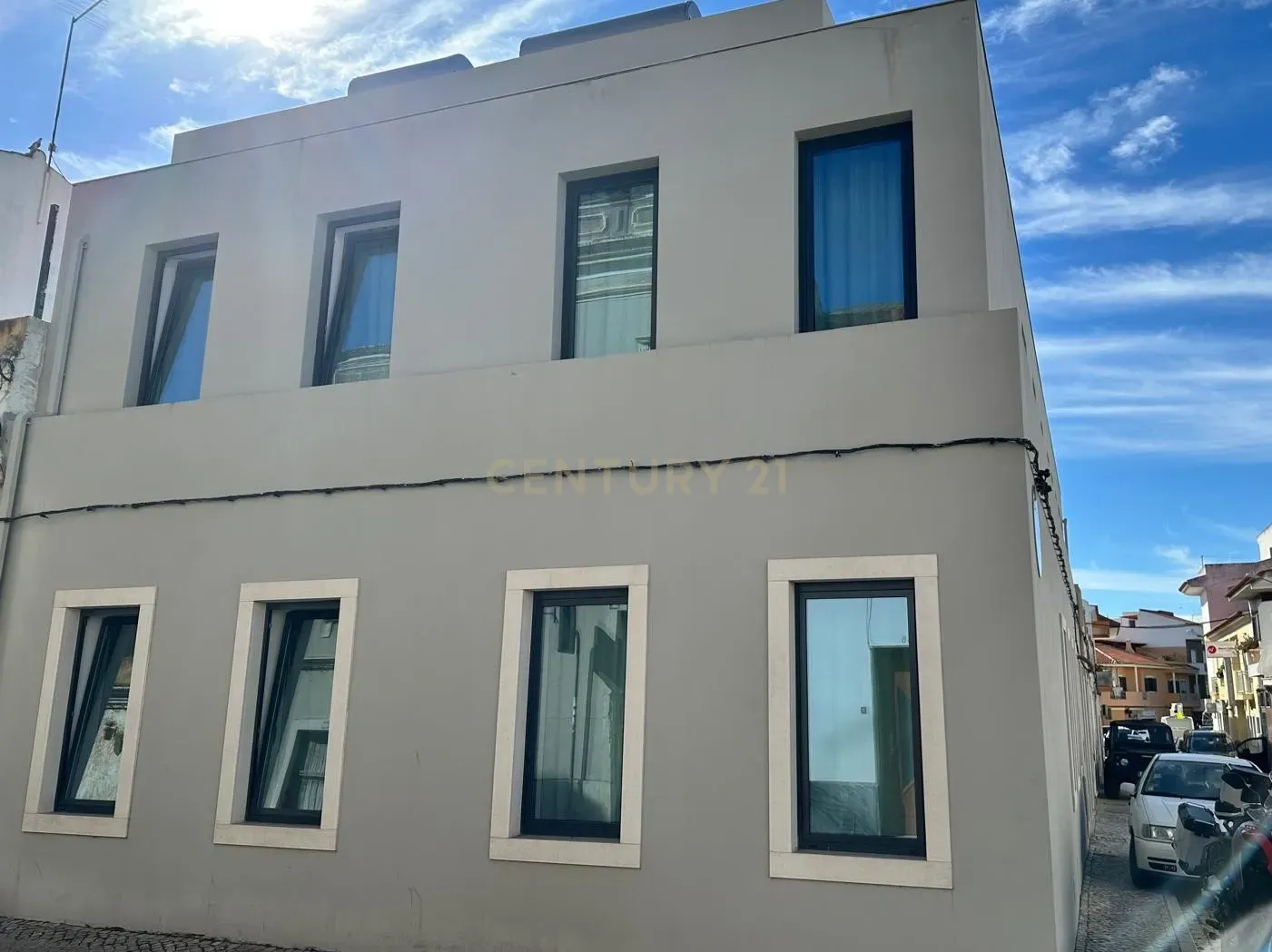 Oportunidade Imperdível no Centro de Loulé! - Image 1