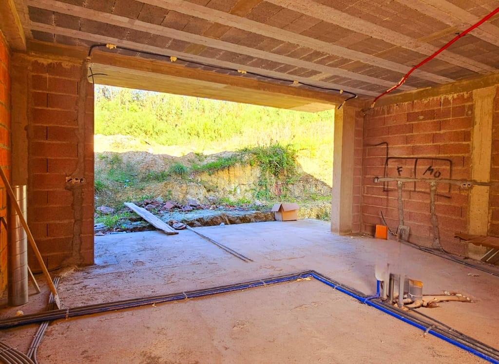 Terreno para Construção de Moradia de Luxo em Laúndos - Image 7