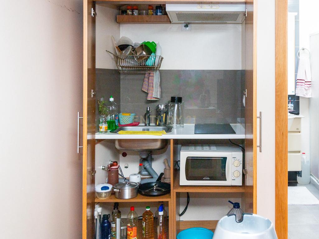 Apartamento Moderno T2 com Sótão e Garagem para Arrendamento na Boavista, Leiria - Image 26