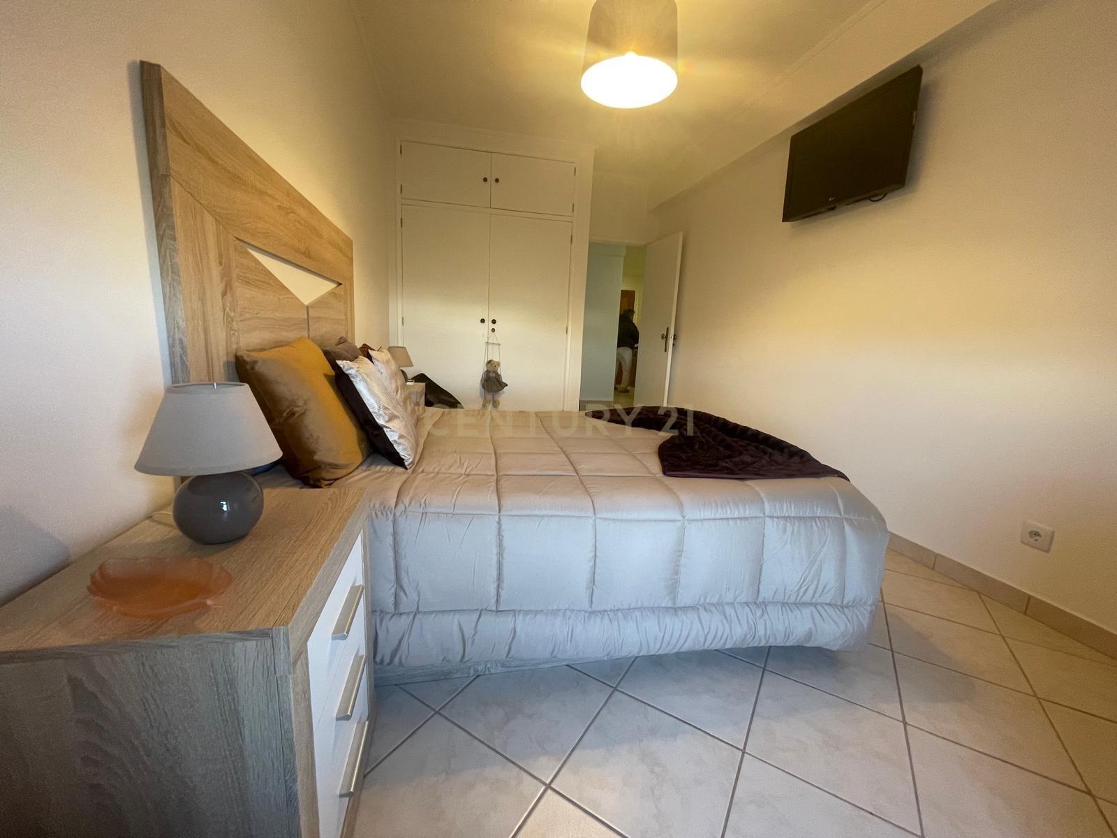 Apartamento T2 - Rua José Saramago - Pontinha - Image 9
