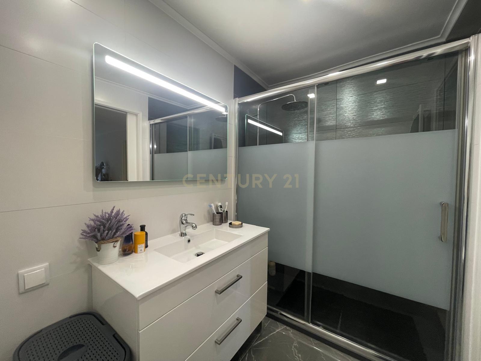 Apartamento T2 - Rua José Saramago - Pontinha - Image 11