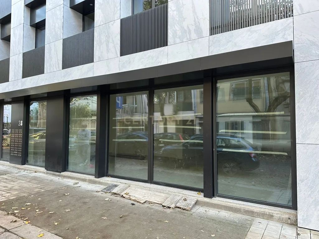 Espaço Comercial | Bonfim | Porto - Image 1