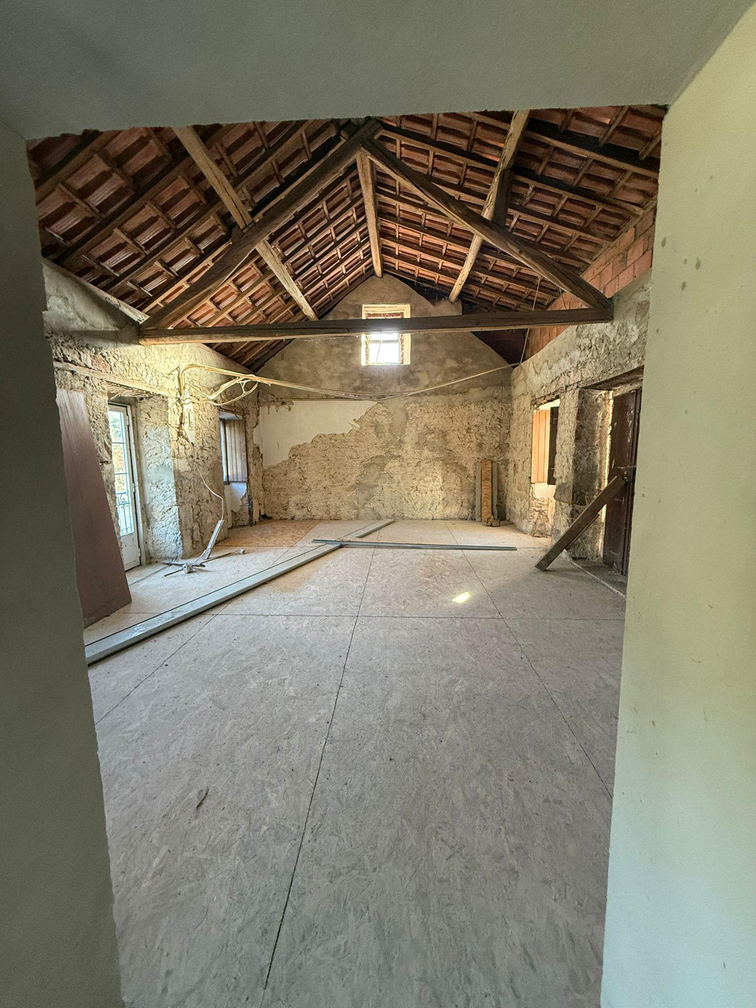 Quinta em Reconstrução no Reguengo do Fetal, Batalha - Image 9