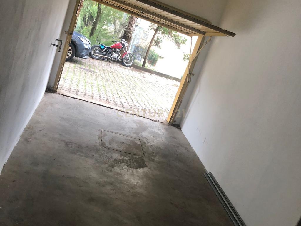Garagem para venda em Monte Abraão - Image 4