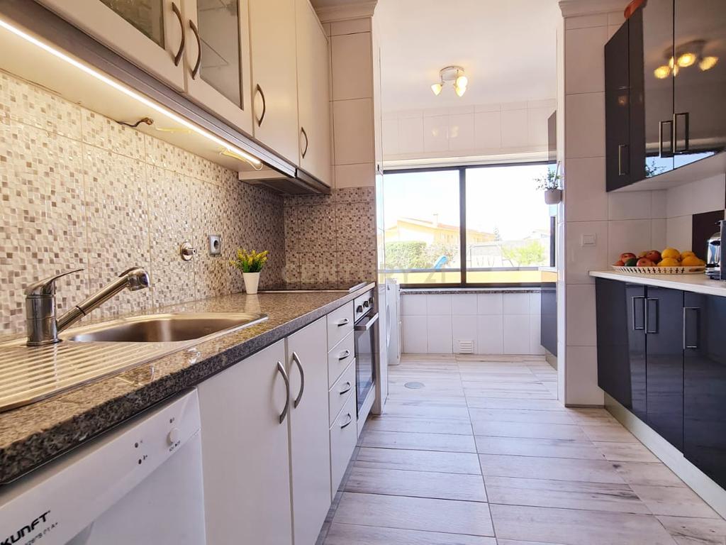 Apartamento T2 com garagem - Vila Nova de Gaia - Arcozelo - Image 7