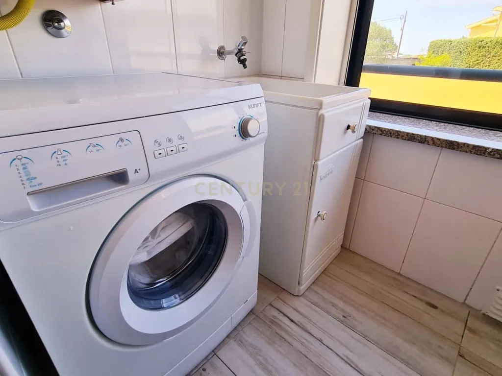 Apartamento T2 com garagem - Vila Nova de Gaia - Arcozelo - Image 12
