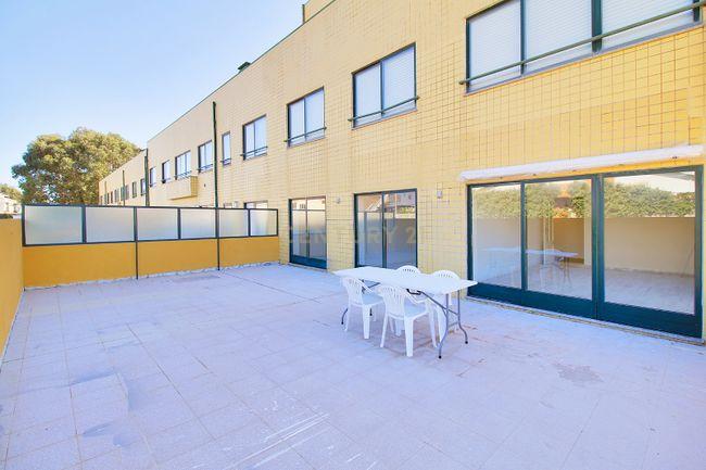Apartamento T2 com garagem - Vila Nova de Gaia - Arcozelo - Image 29