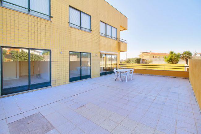 Apartamento T2 com garagem - Vila Nova de Gaia - Arcozelo - Image 32