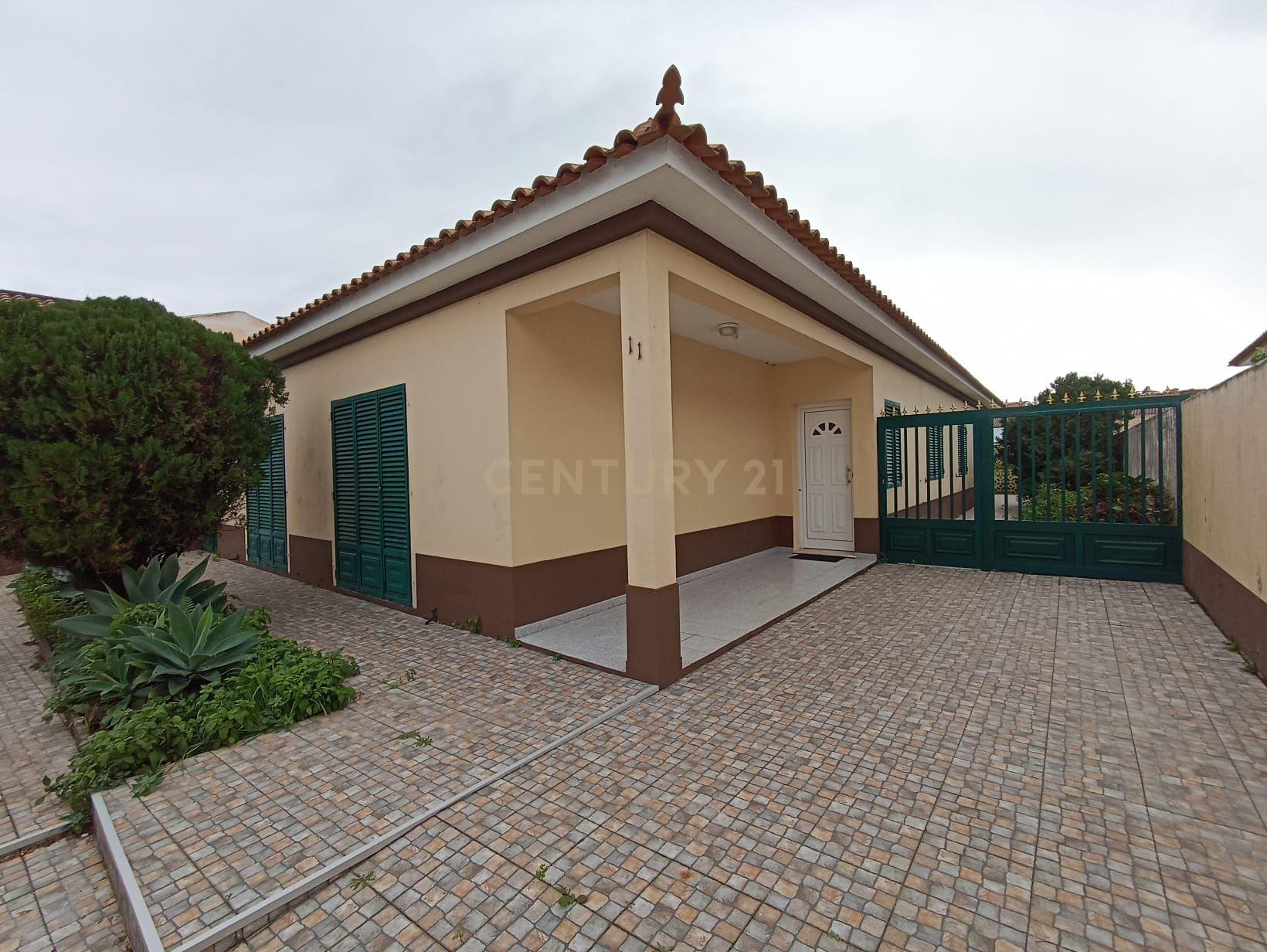 Moradia T4 em Rabo de Peixe, no concelho da Ribeira Grande! - Image 30