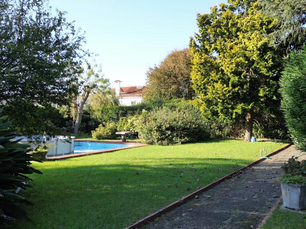 Moradia de 4 Frentes no Amial – Versatilidade e Potencial Único - Image 32