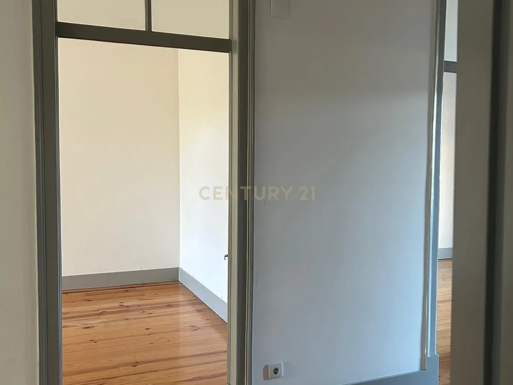 undefined - Image 15
