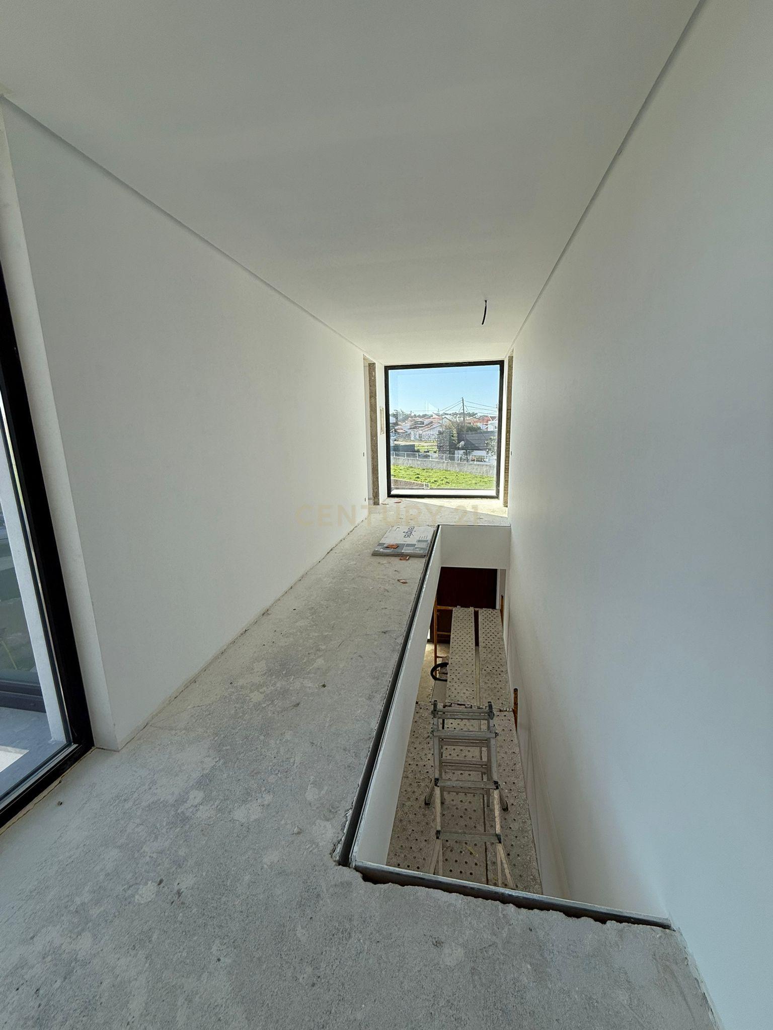 Moradia de Luxo T4 com Piscina - Sintra/Magoito - Image 47