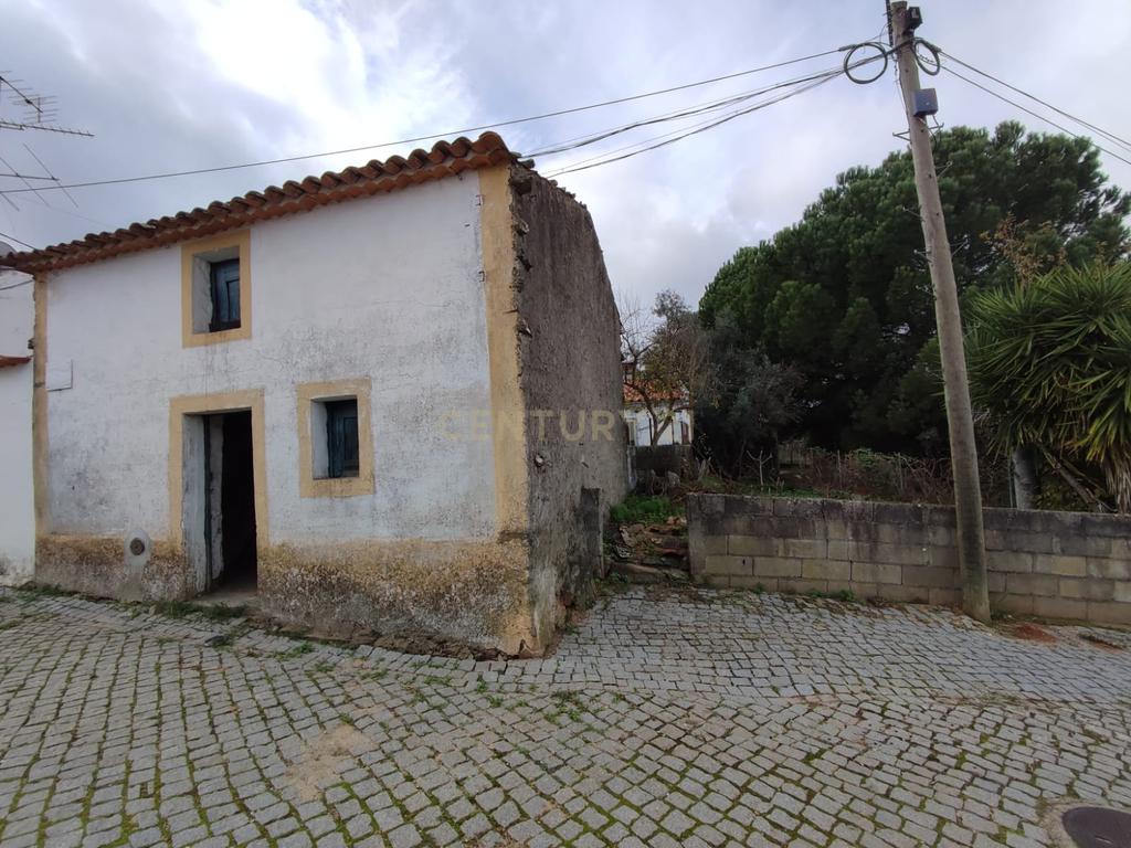 Moradia para reconstrução, Monte Fidalgo/Perais, Vila Velha de Ródão - Image 2