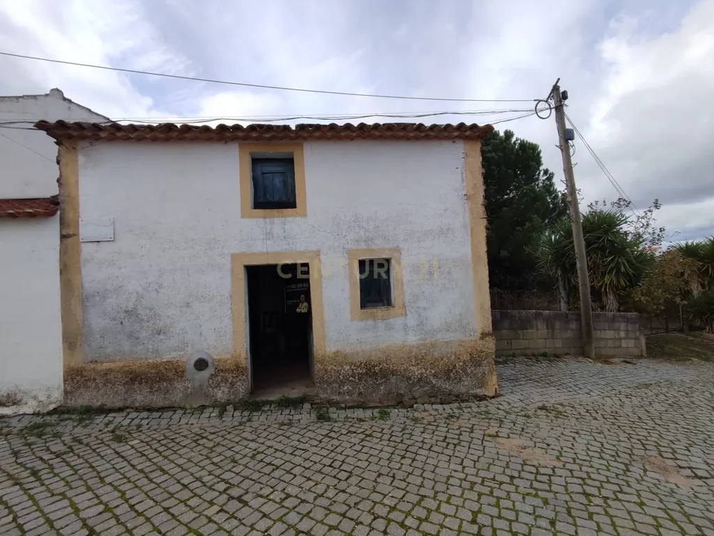 Moradia para reconstrução, Monte Fidalgo/Perais, Vila Velha de Ródão - Image 1