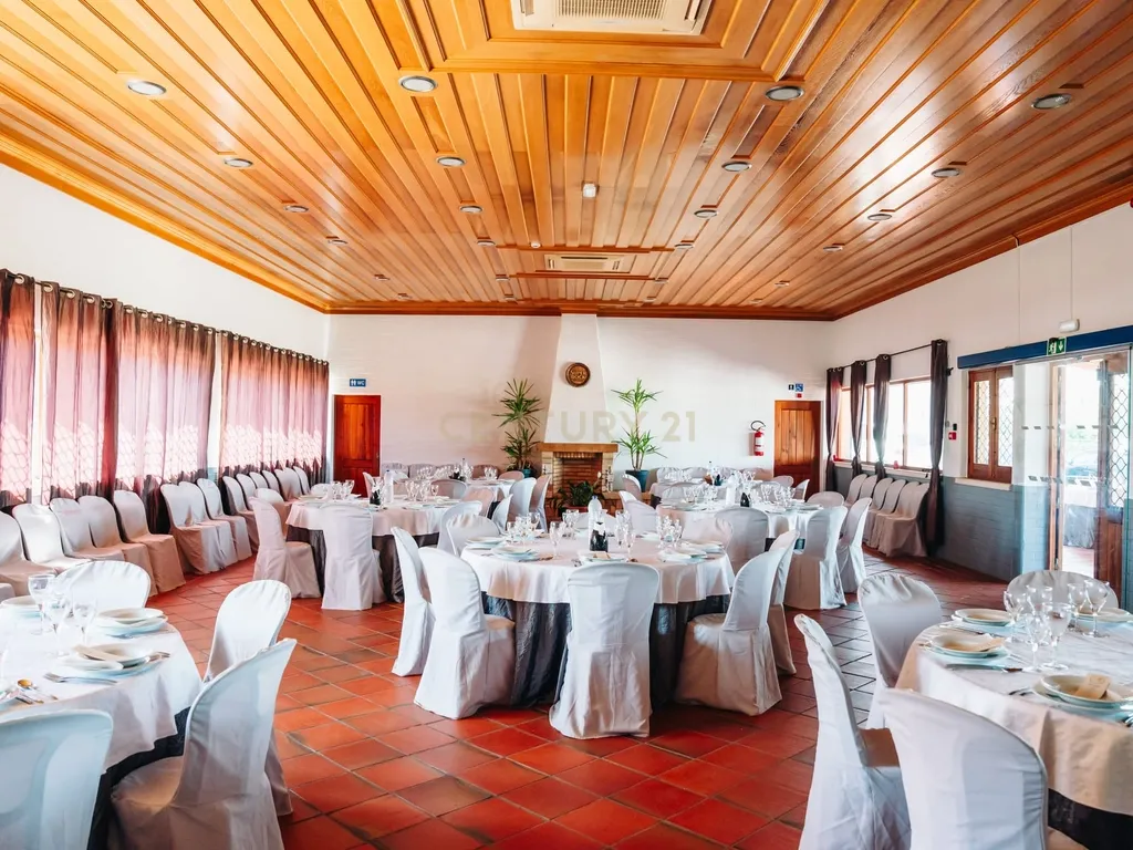 Quinta Para venda em S. Pedro De Tomar com Apartamento T3, Café/Restaurante e espaço para Casamentos. - Image 7