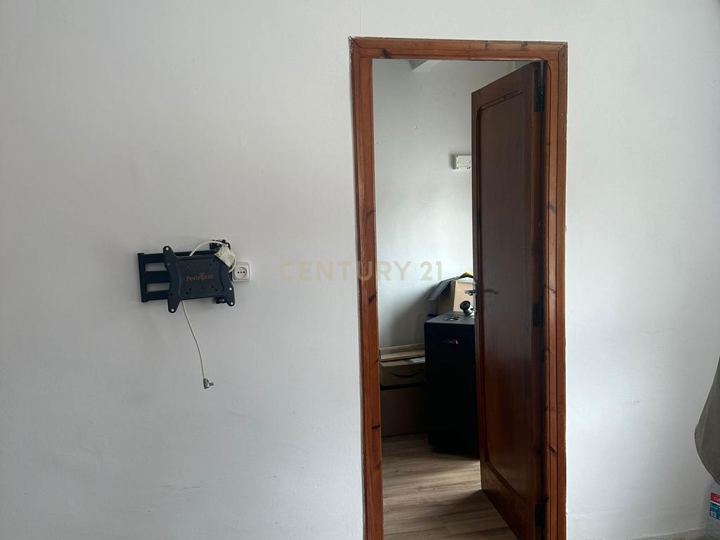 undefined - Image 4
