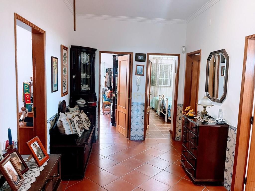 Moradia T3 no centro das Fazendas de Almeirim - Image 7