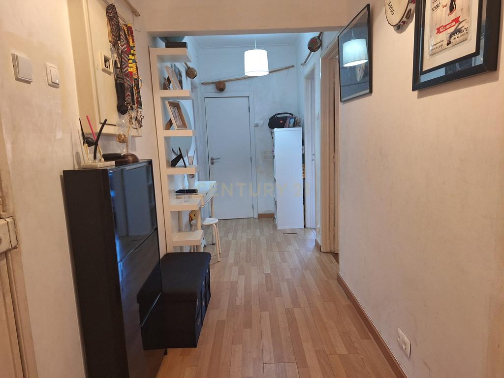 Apartamento T3 no R/C com Logradouros (frente e trás) no Casal do Marco, Seixal - Setúbal - Image 10
