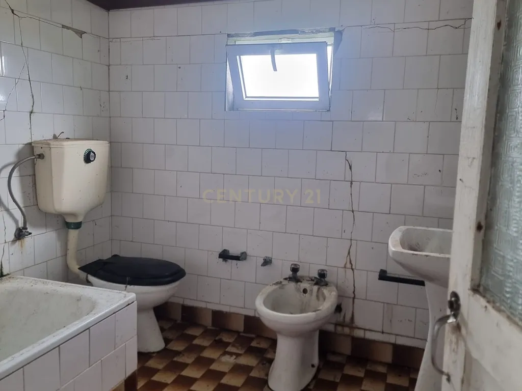 Esplêndida moradia c/ projeto. - Image 12