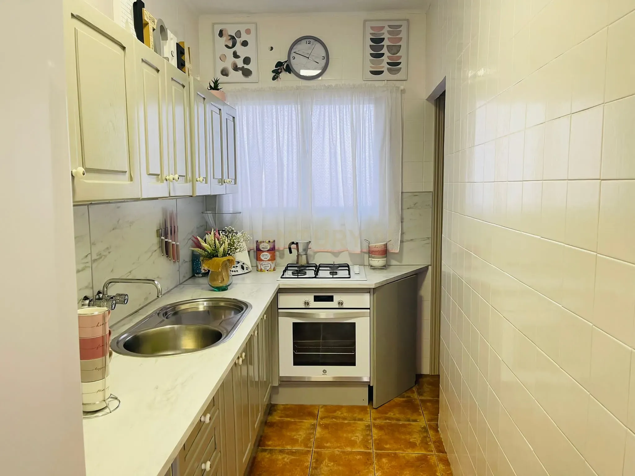 undefined - Image 4