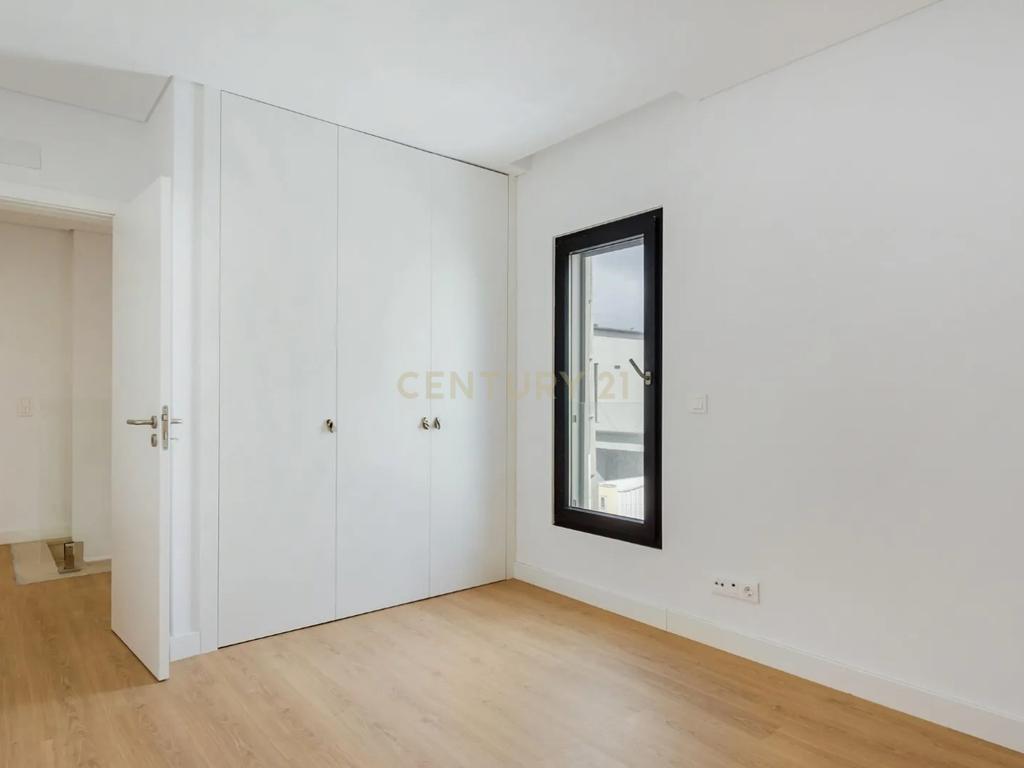 Moradia T3 -  Excelente oportunidade de investimento, perto do centro de Cascais! - Image 10