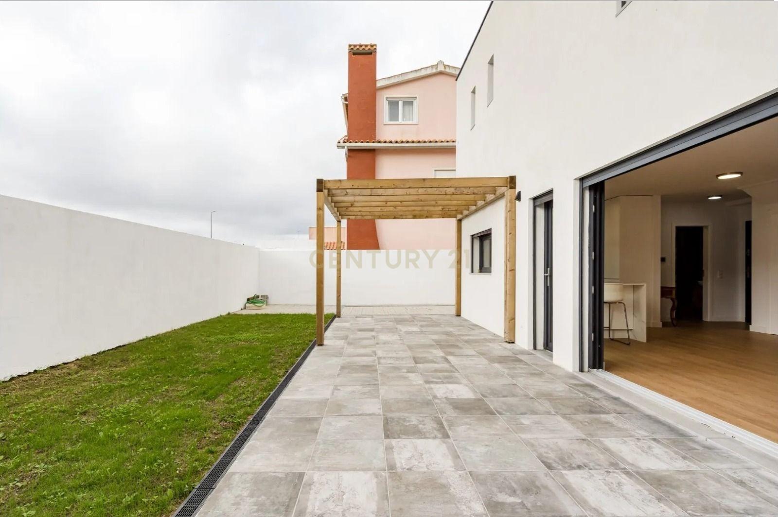 Moradia T3 - Excelente oportunidade de investimento, perto do centro de Cascais! - Image 15