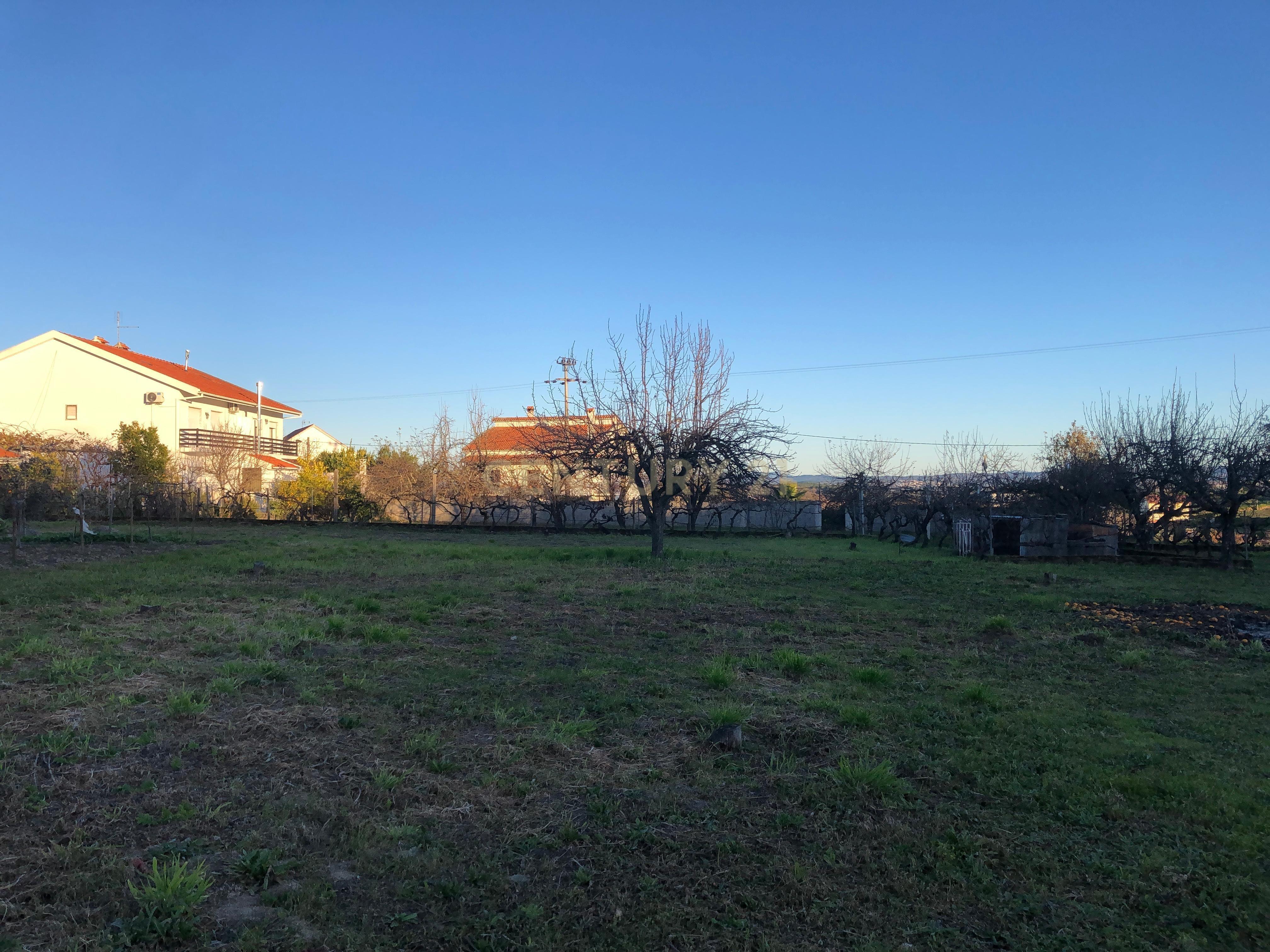 Terreno Urbano na Covilhã - Image 8
