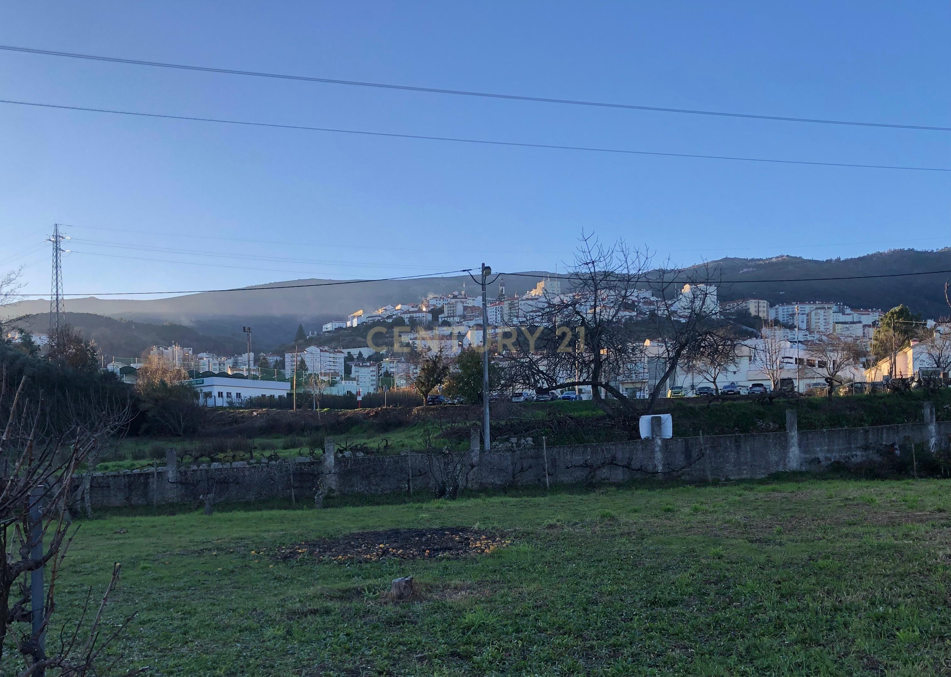 Terreno Urbano na Covilhã - Image 10
