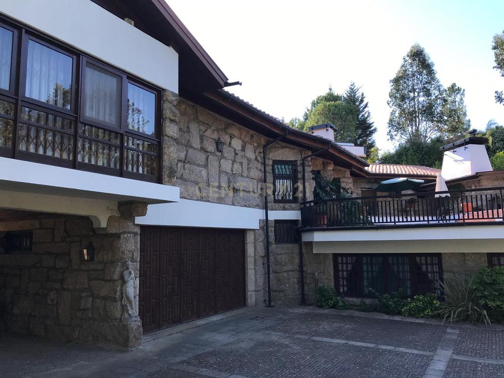 Herdade em Moreira de Cónegos – Moradia com 4 Frentes com Piscina 6 Hectares de terreno ideal para Organização de eventos, Alojamento local , boutique hotel etc - Image 14