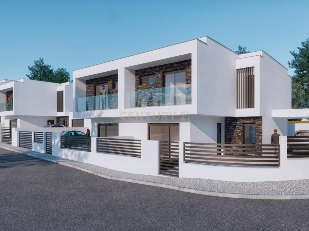 🏡 **Moradia T4 com piscina – Foros da Amora** - Image 5