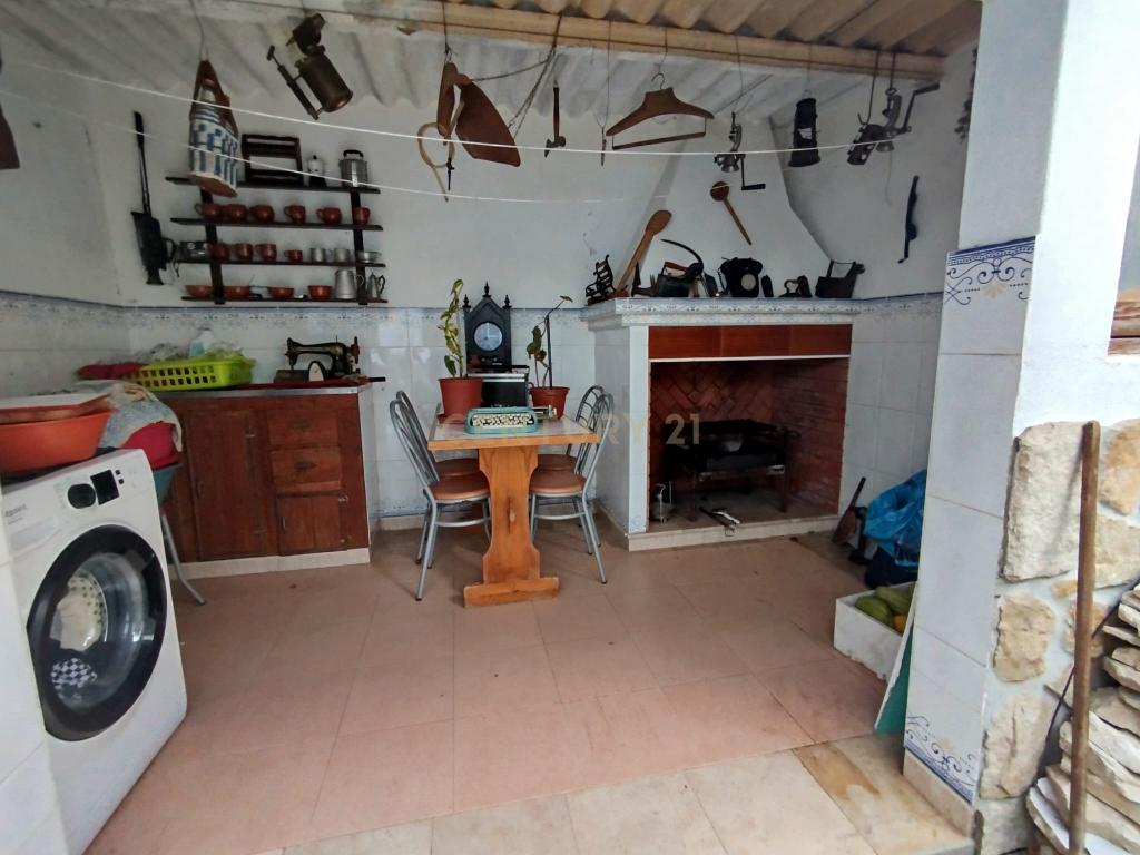 Moradia Térrea T2+4 com quintal - Image 16