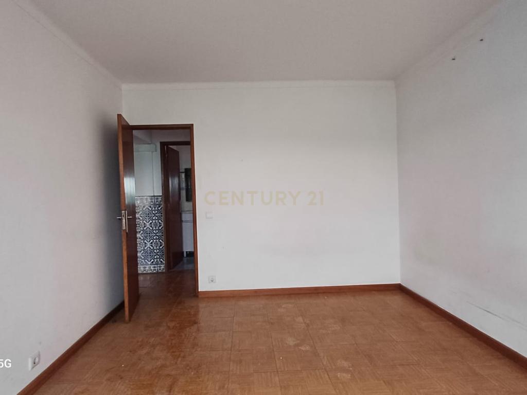 Apartamento T3 em Rio Maior - Image 14