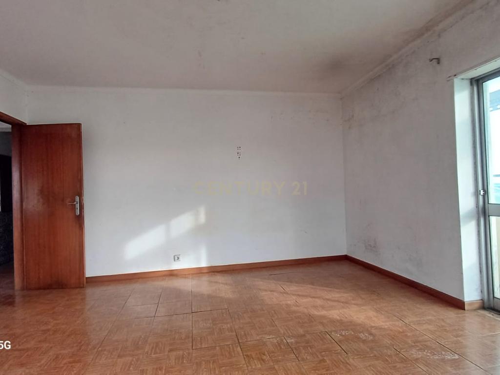 Apartamento T3 em Rio Maior - Image 10