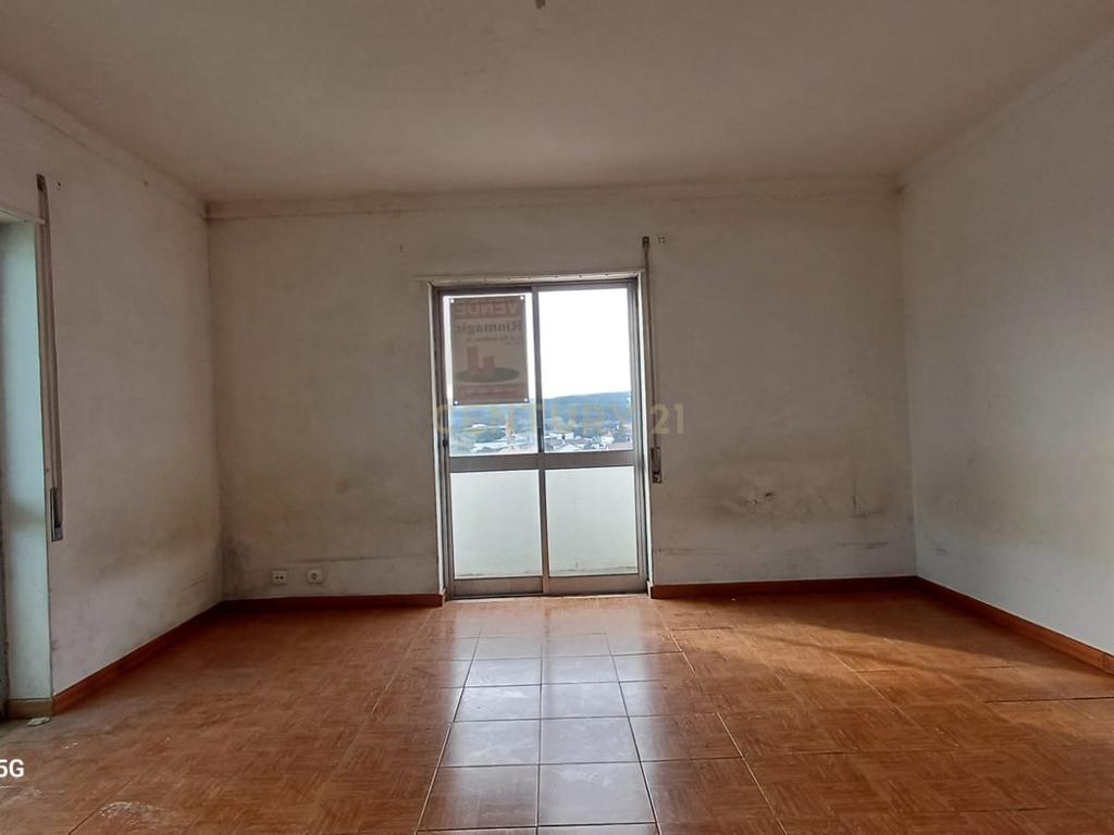 Apartamento T3 em Rio Maior - Image 8