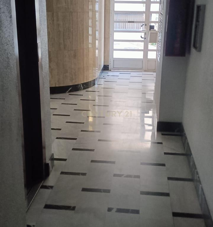 Apartamento - Image 2