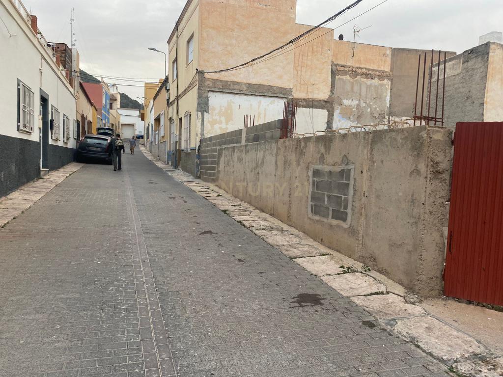 undefined - Image 6