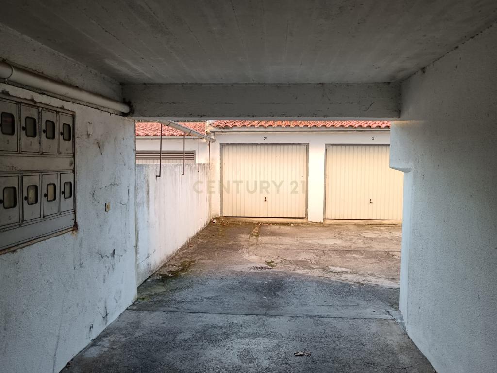 Garagem com 17 m2 na Av, da Carapalha em Castelo Branco - Image 5