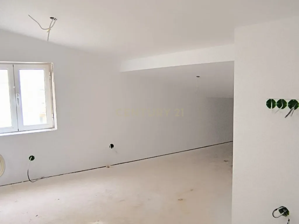 Moradia T2 Centro Minde - Image 4