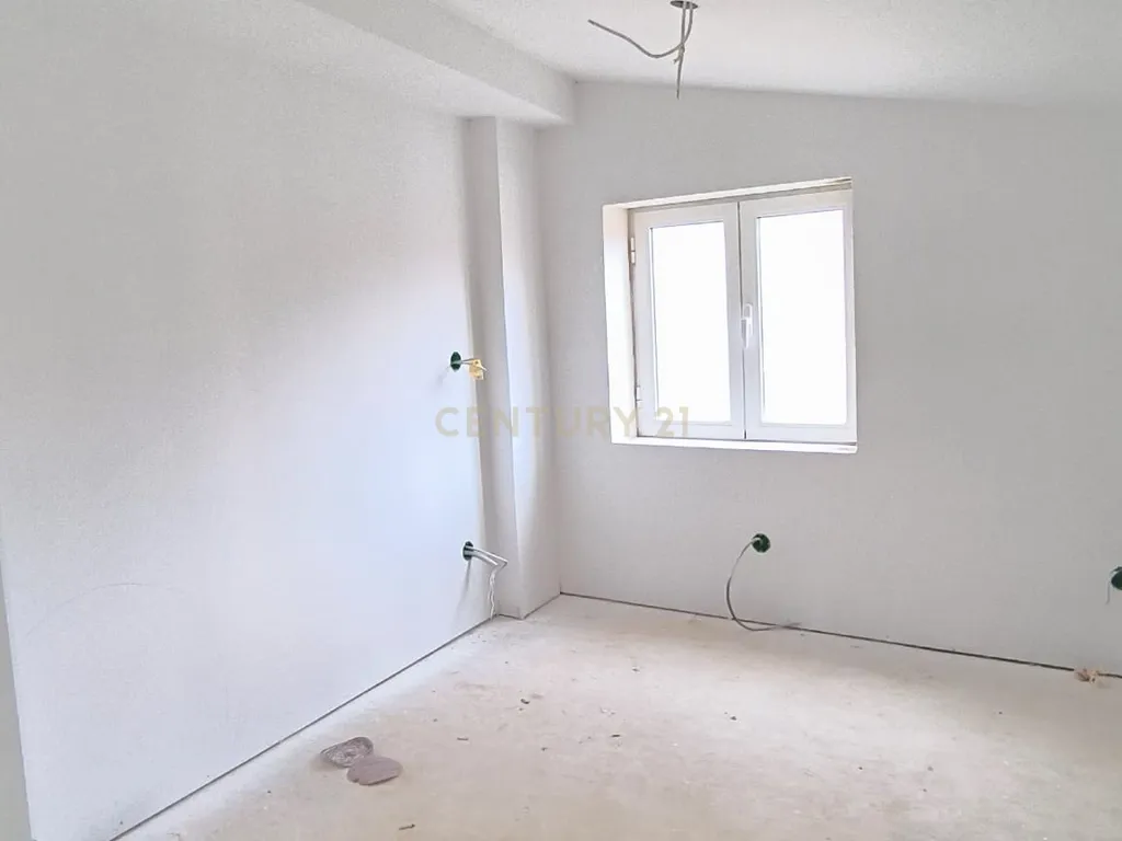 Moradia T2 Centro Minde - Image 8