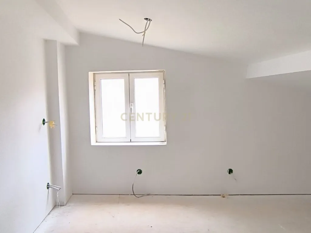 Moradia T2 Centro Minde - Image 1