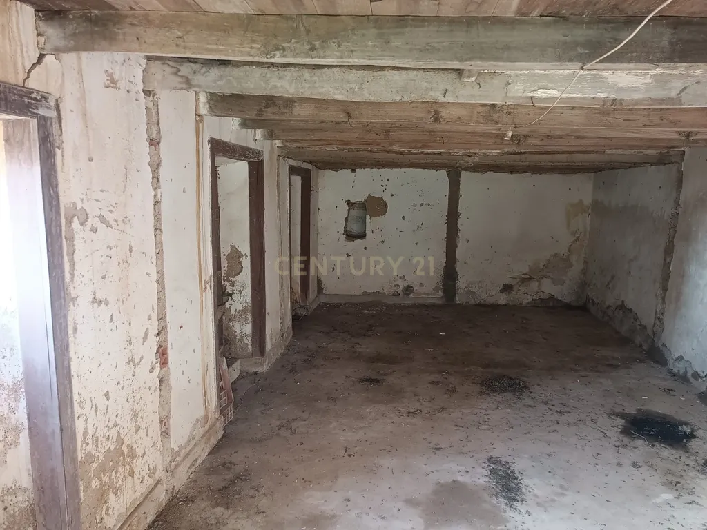 Casa para reabilitar em Cumeira de Santa Catarina, Caldas da Rainha - Image 21