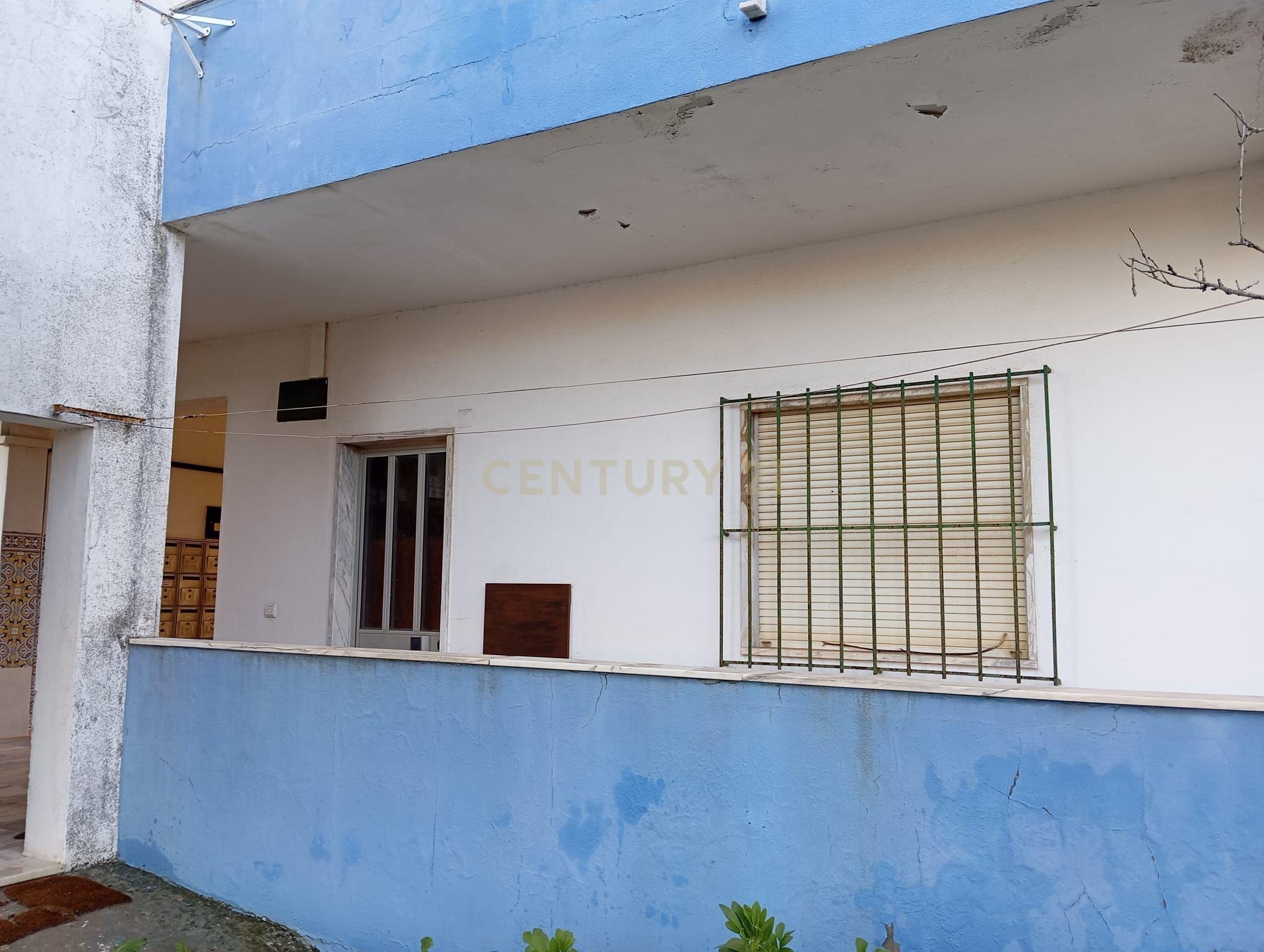 Loja em Palmela, com possibilidade de converter em habitação - Image 16