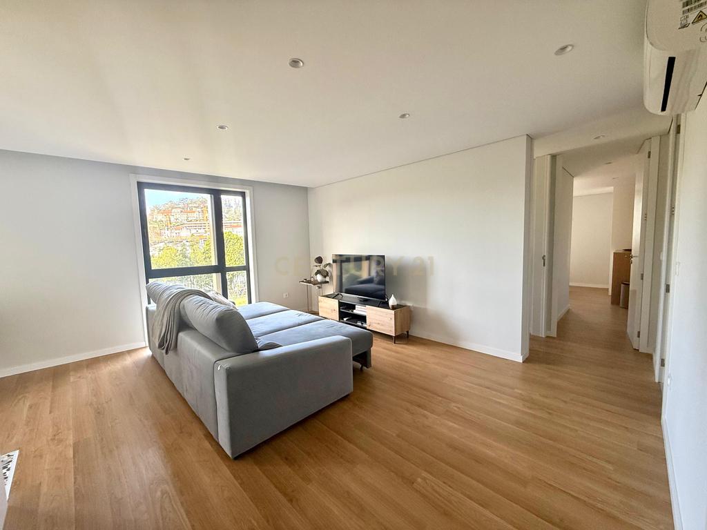 Apartamento T2 - Estádio do Dragão - Image 1
