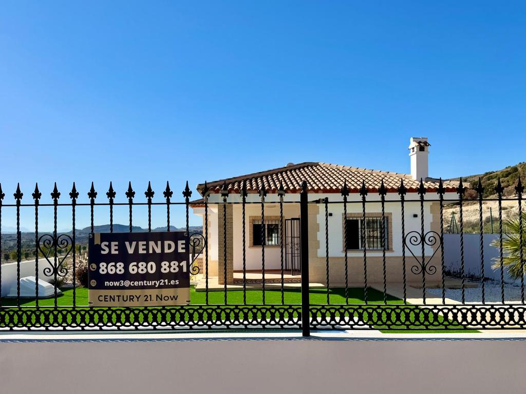 Las Kalendas, Fortuna