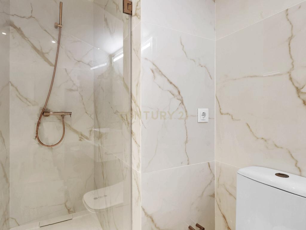 Apartamento T1 Exclusivo à Venda – Escada dos Guindais - Image 8