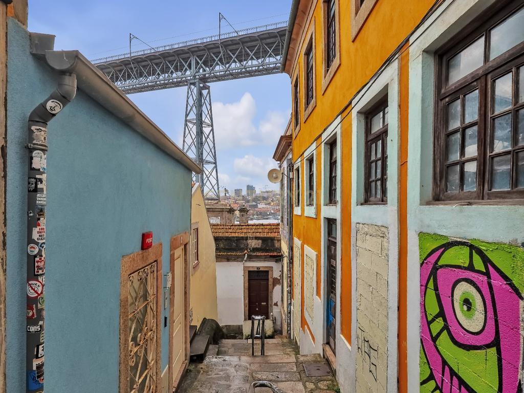 Apartamento T1 Exclusivo à Venda – Escada dos Guindais - Image 11