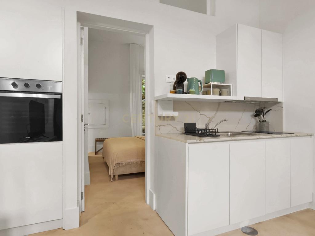 Apartamento T1 Exclusivo à Venda – Escada dos Guindais - Image 15