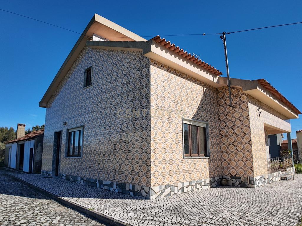 Moradia T3 Vale do Grou-Vila de Rei - Image 14
