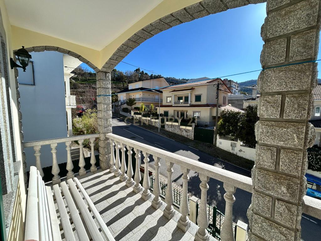 Excelente Moradia T5 em Aldeia de Joanes, Fundão - Image 7